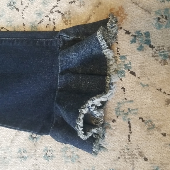 DG2 Dianne Gilman cropped stretch Jean's. 6. NWT - Picture 2 of 5